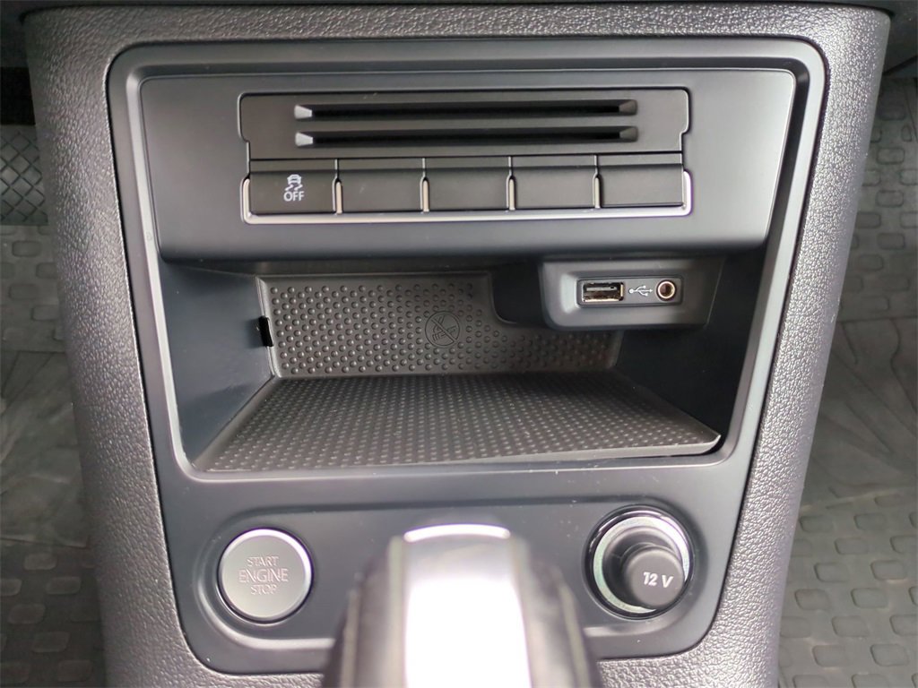 Used 2017 Volkswagen Tiguan S image 27