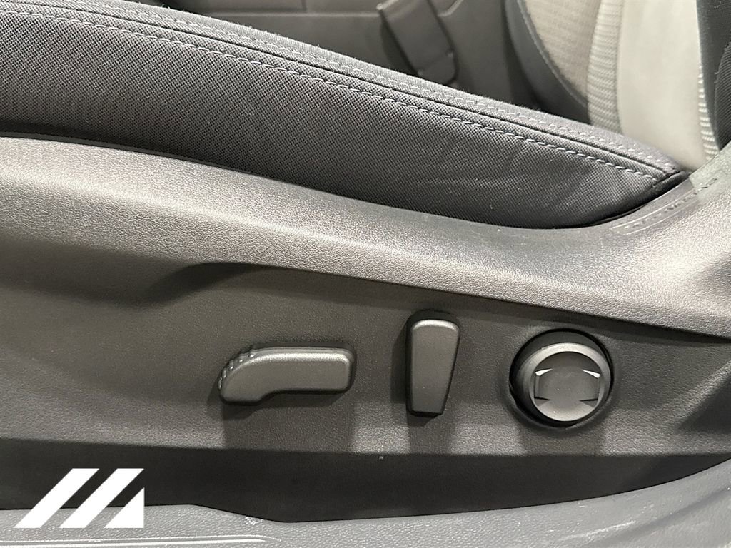 Certified 2024 Subaru Outback Premium image 20