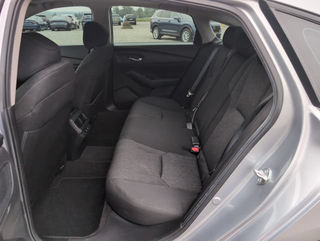Used 2025 Honda Accord SE image 15