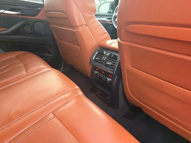 Used 2016 BMW X5 M AWD/4WD image 14