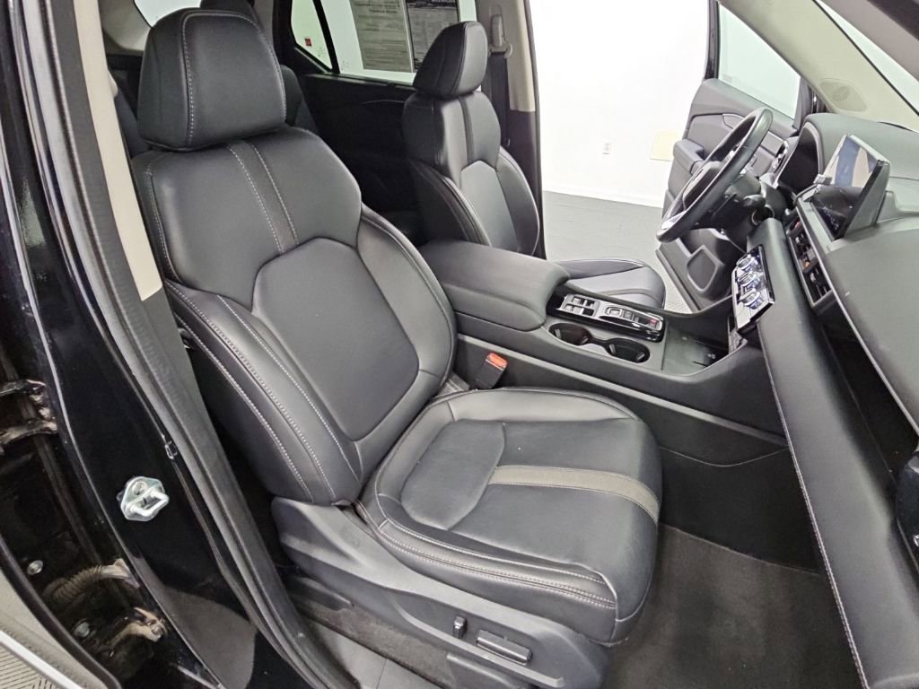Used 2023 Honda Pilot EX-L image 41