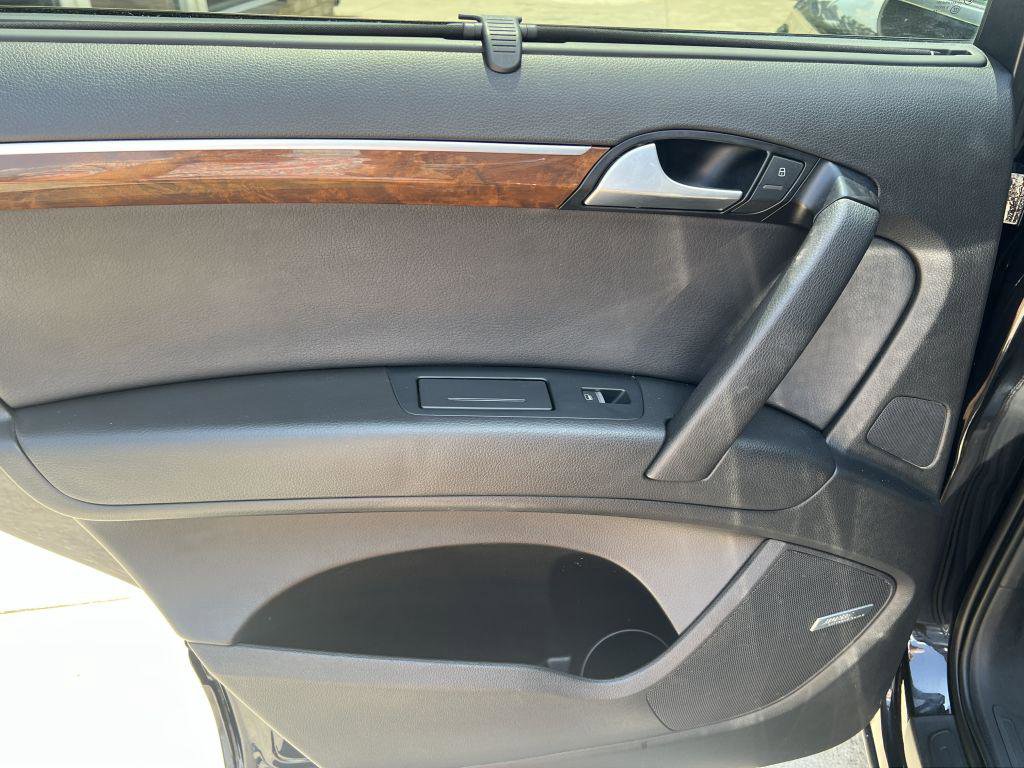 Used 2013 Audi Q7 TDI Premium Plus w/ Premium Plus Pkg image 23