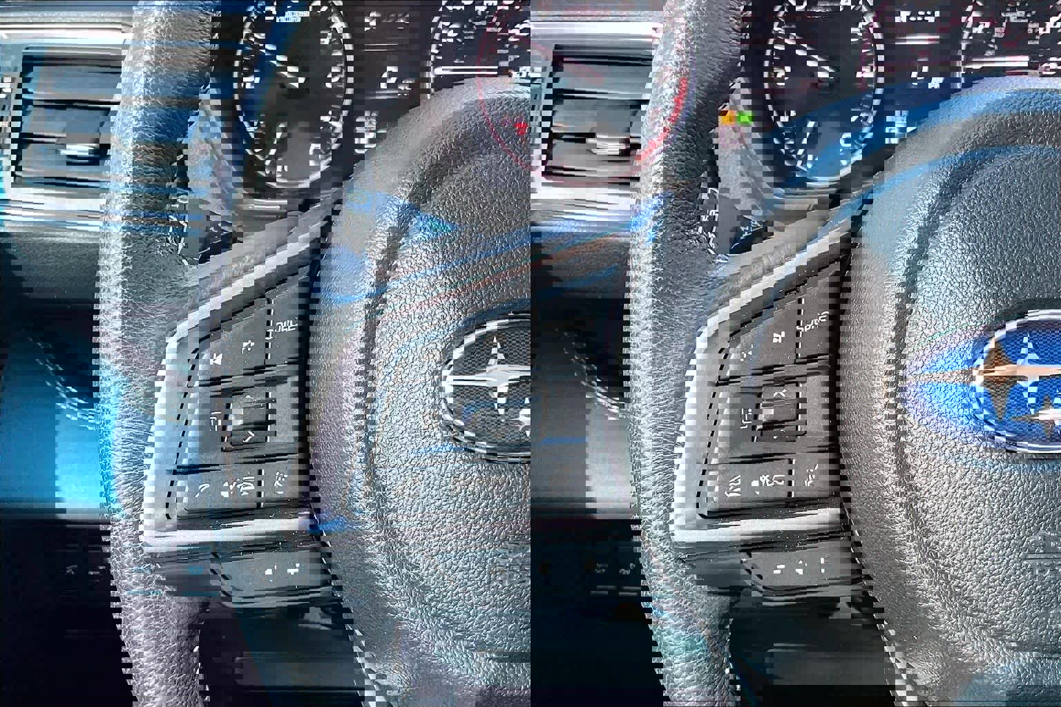 Used 2023 Subaru Ascent Limited w/ Technology Package image 24