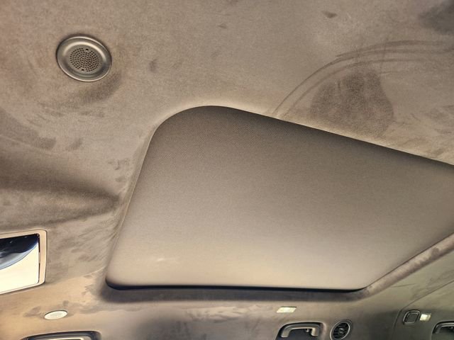 New 2025 Land Rover Defender 130 V8 image 18