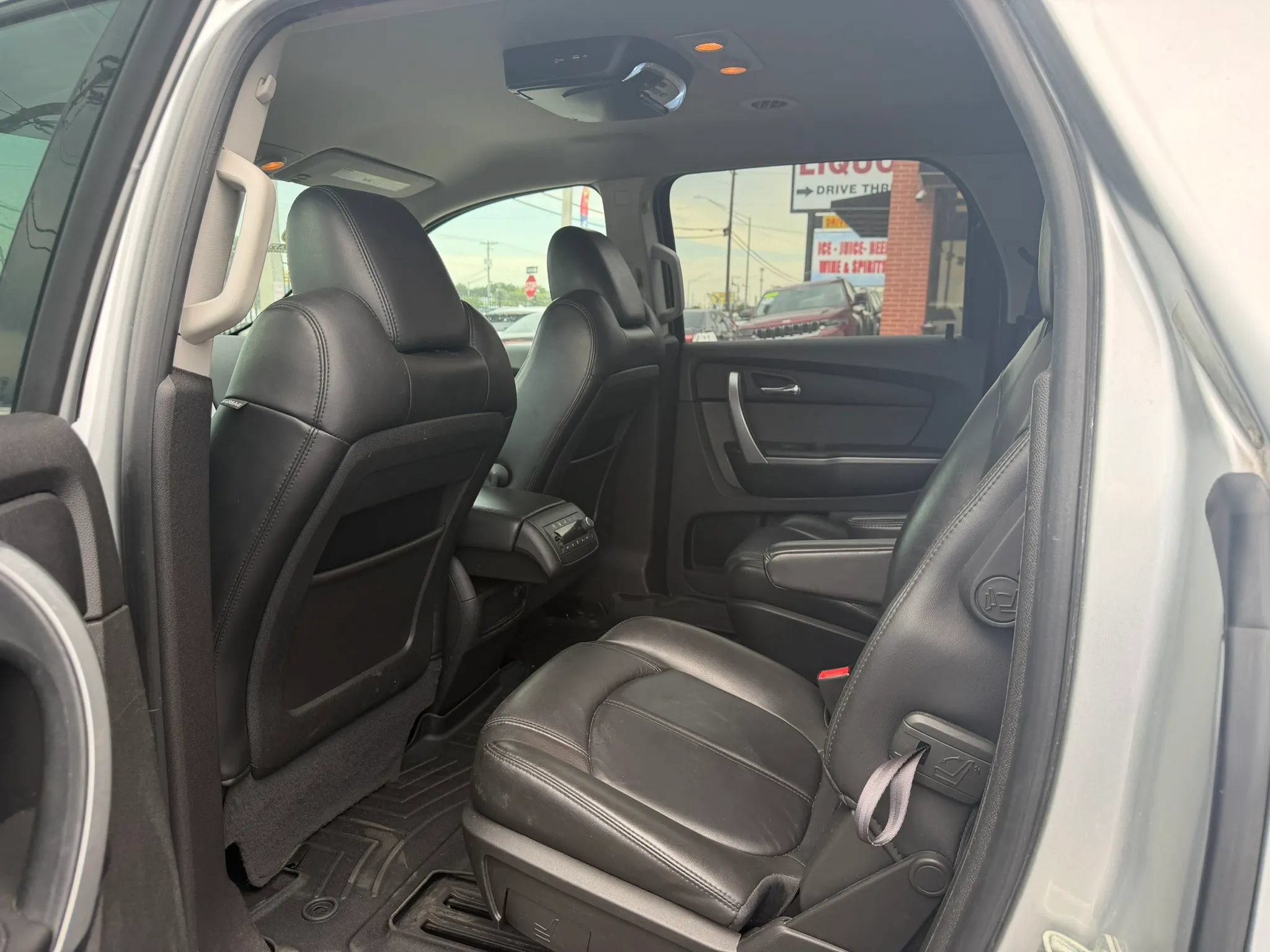 Used 2012 GMC Acadia SLT FWD image 13