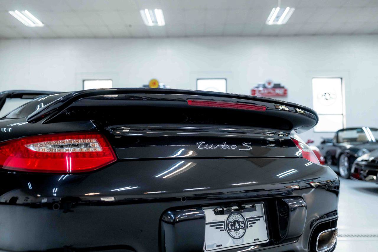 Used 2011 Porsche 911 Turbo S image 27