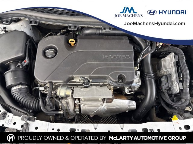 Used 2018 Chevrolet Cruze LT w/ Convenience Package image 19