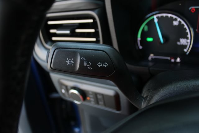Used 2024 Ford Maverick Lariat w/ Black Appearance Package FWD image 8