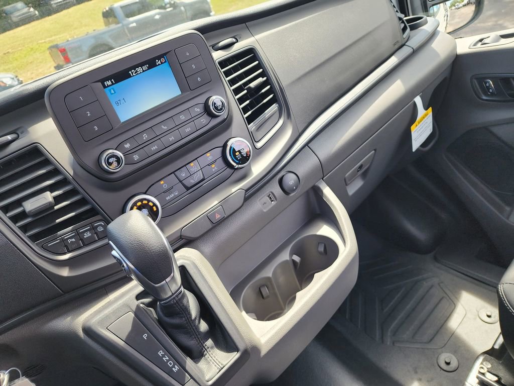 New 2025 Ford Transit 250 148 Medium Roof w/ Load Area Protection Package image 27