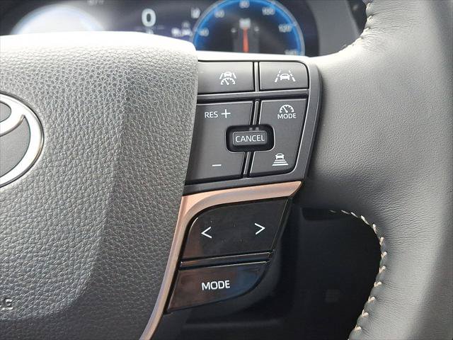 Certified 2025 Toyota Crown Signia AWD/4WD image 19