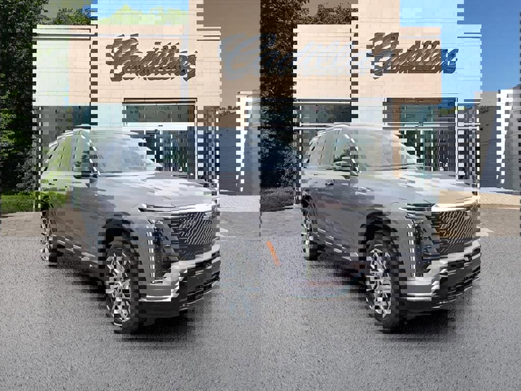 New 2026 Cadillac Vistiq Luxury w/ LPO, Floor Liner Package image 7