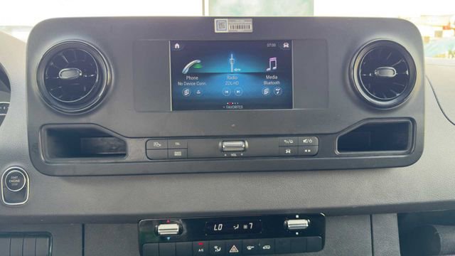 Used 2023 Mercedes-Benz Sprinter 2500 image 26