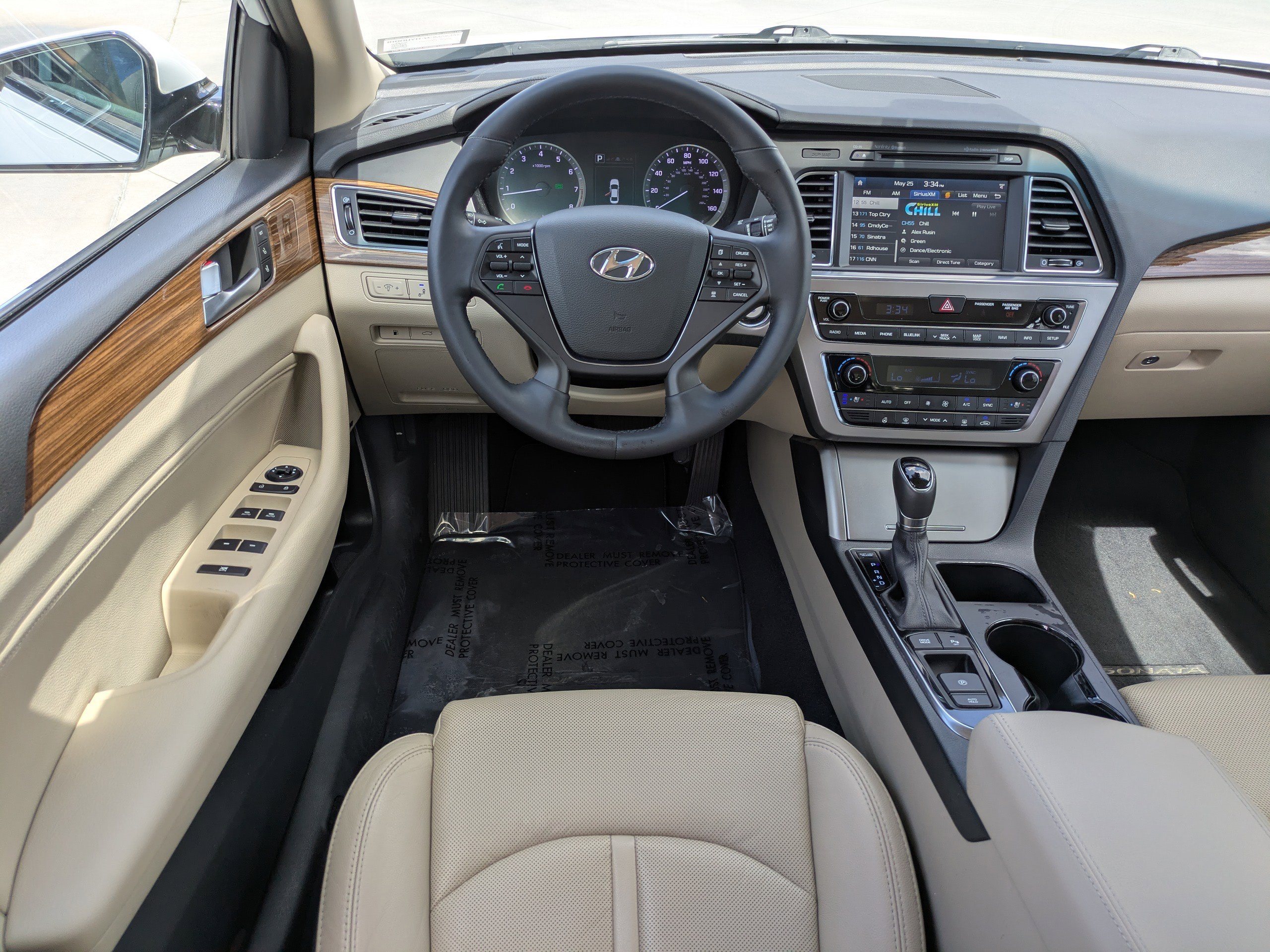 Used 2015 Hyundai Sonata Limited w/ Option Group 06 FWD image 14