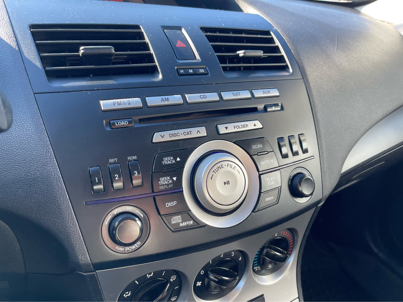 Used 2010 MAZDA MAZDA3 i Sport image 13