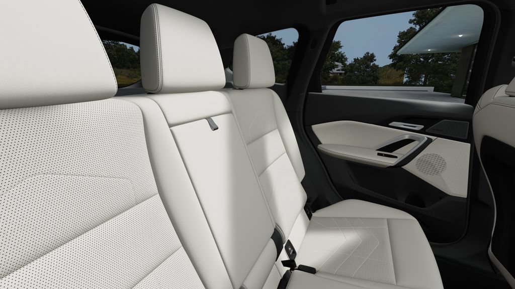 New 2027 BMW X1 xDrive28i AWD/4WD image 12