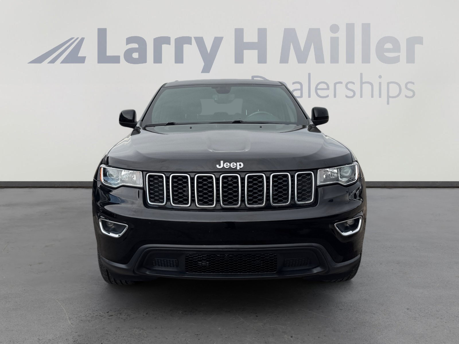 Used 2022 Jeep Grand Cherokee Laredo X AWD/4WD image 8