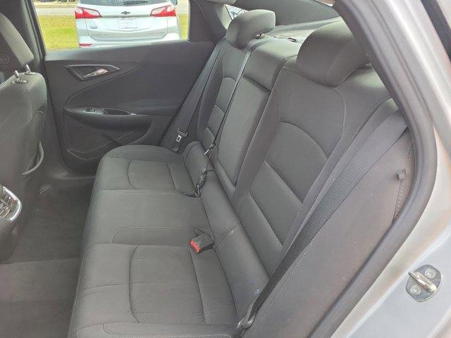 Used 2017 Chevrolet Malibu LT image 10