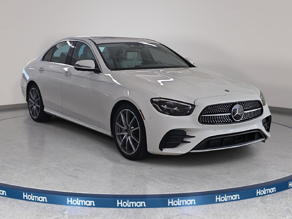 Used 2022 Mercedes-Benz E 350 Sedan image 4