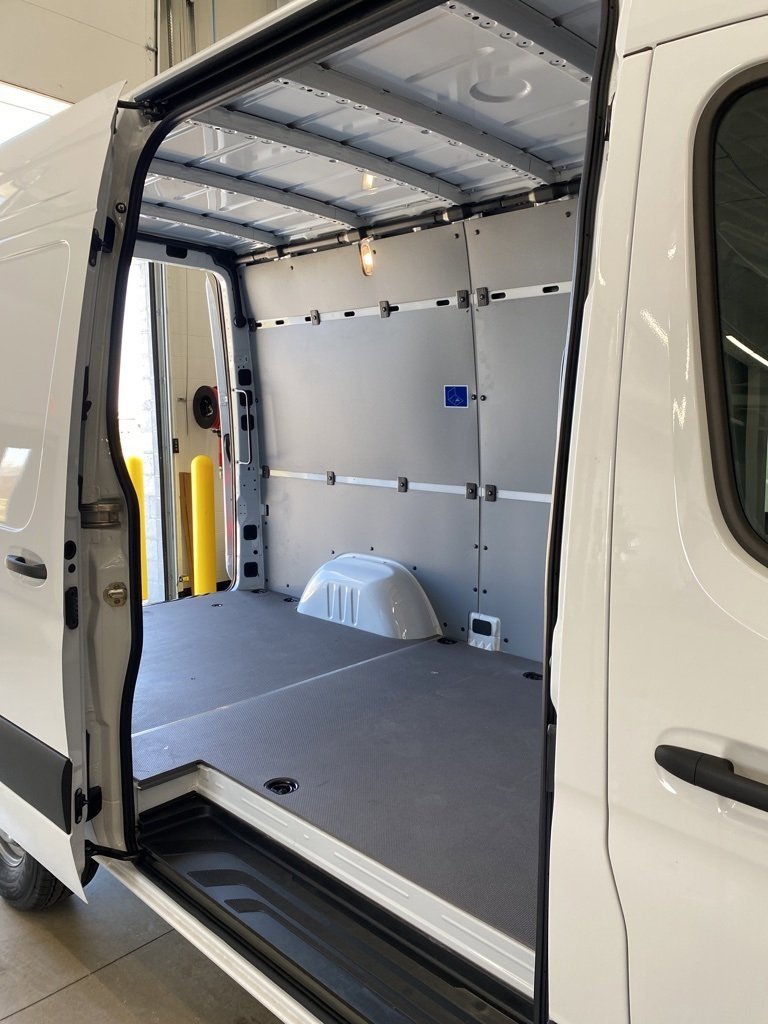 New 2025 Mercedes-Benz Sprinter 2500 image 4