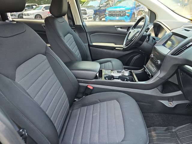 Used 2020 Ford Edge SE FWD image 11