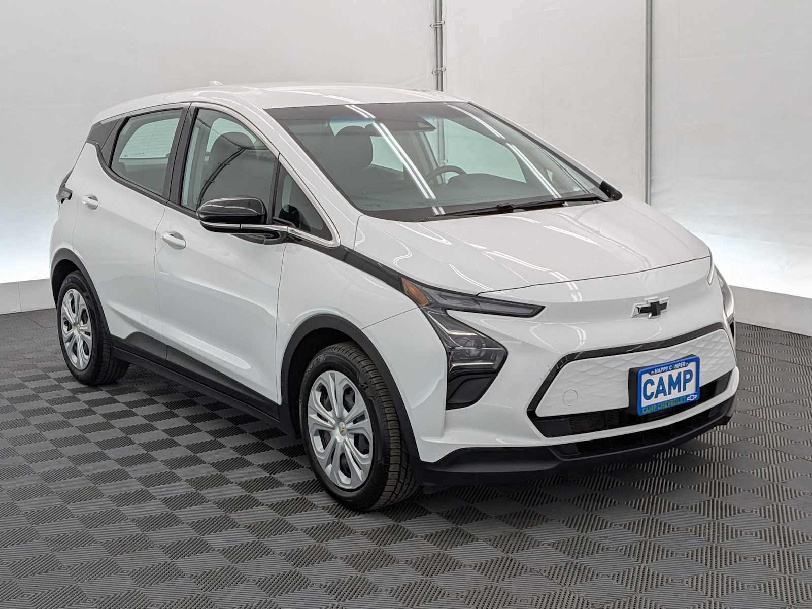 Used 2023 Chevrolet Bolt LT w/ Driver Confidence Package FWD image 7