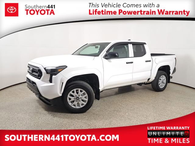 Used 2025 Toyota Tacoma SR image 1