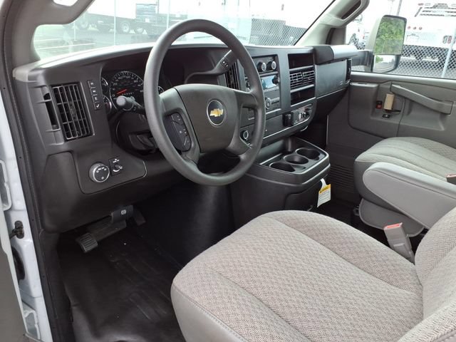 New 2026 Chevrolet Express 3500 w/ Power Convenience Package RWD image 5