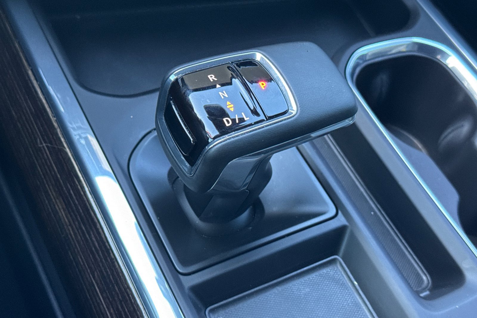 Used 2025 GMC Sierra 1500 Elevation image 31