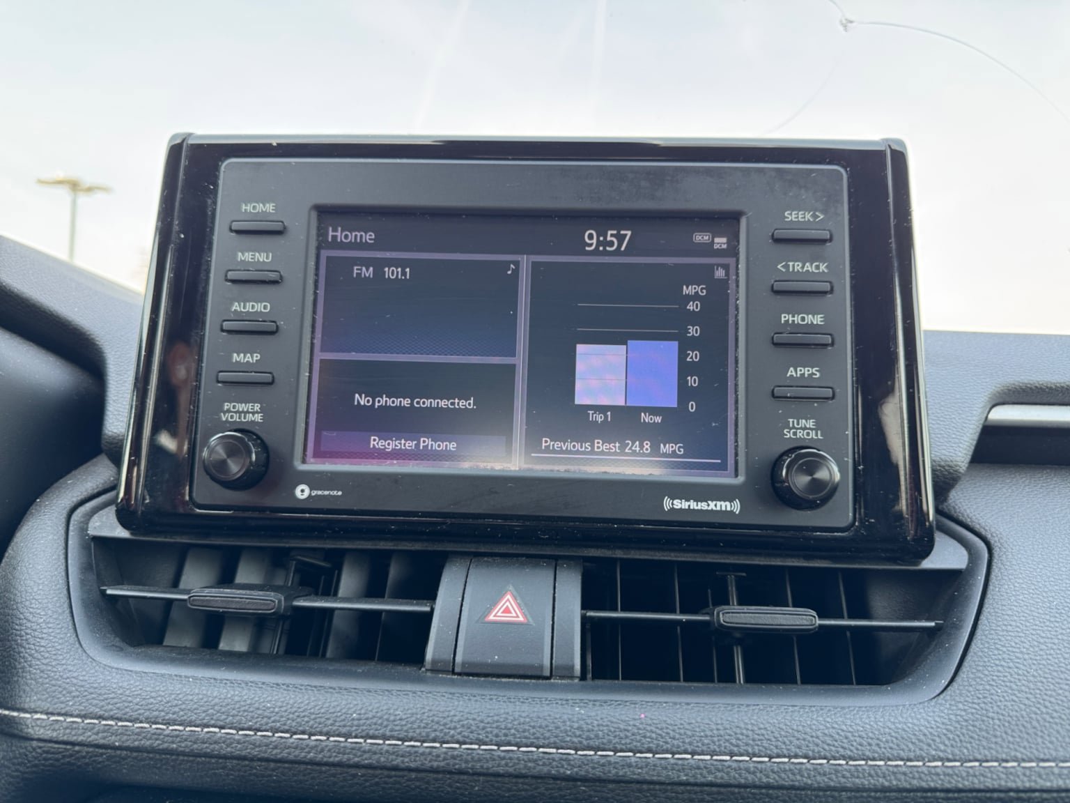 Used 2021 Toyota RAV4 LE FWD image 21