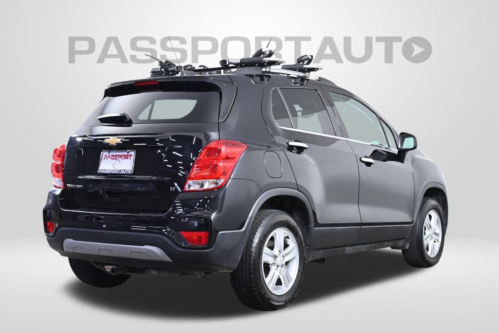 Used 2020 Chevrolet Trax LT w/ Sun & Sound Package AWD/4WD image 8