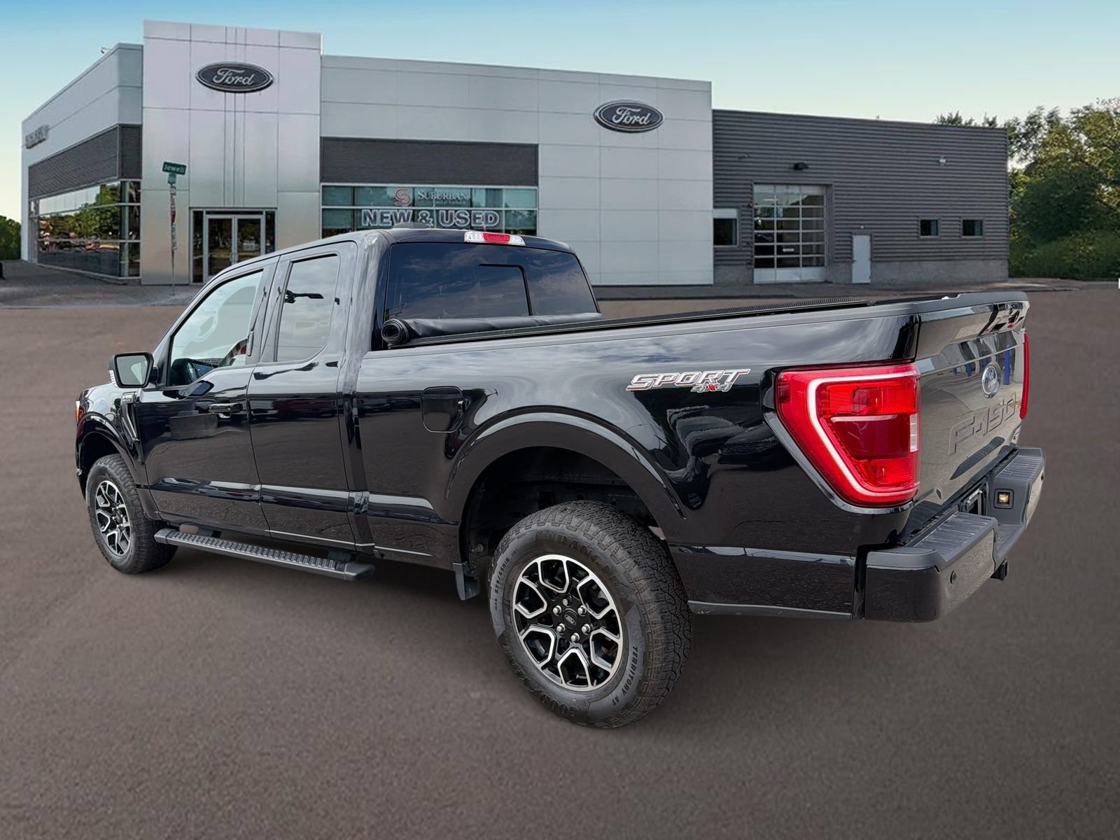 Used 2023 Ford F150 XLT w/ Equipment Group 302A High AWD/4WD image 7