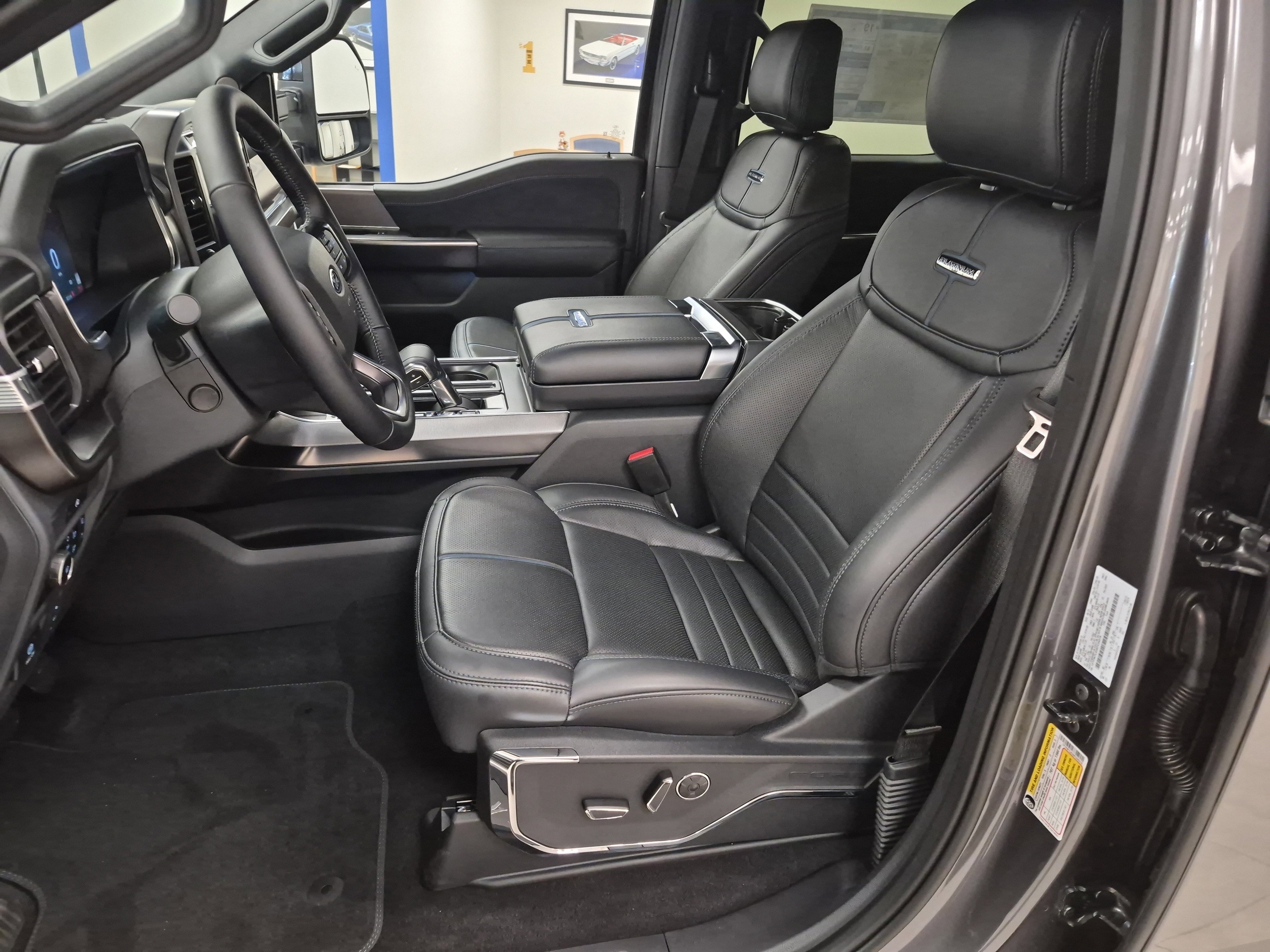 New 2025 Ford F150 Platinum image 15