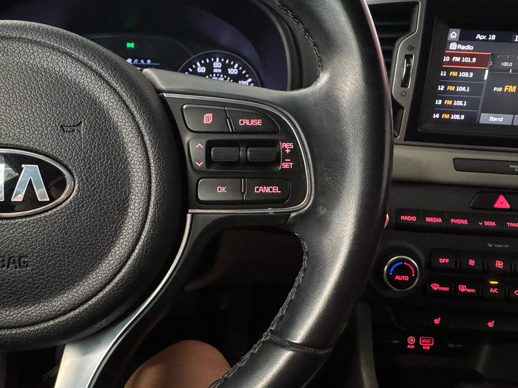 Used 2018 Kia Sorento LX image 24