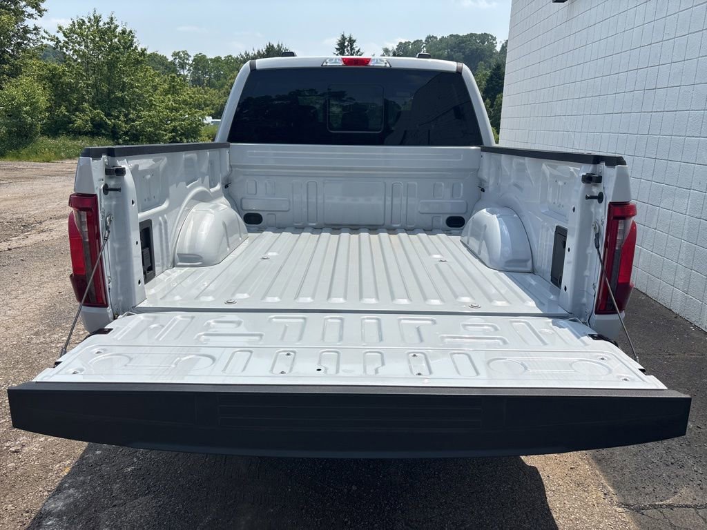 New 2025 Ford F150 XLT w/ Equipment Group 302A MID image 25