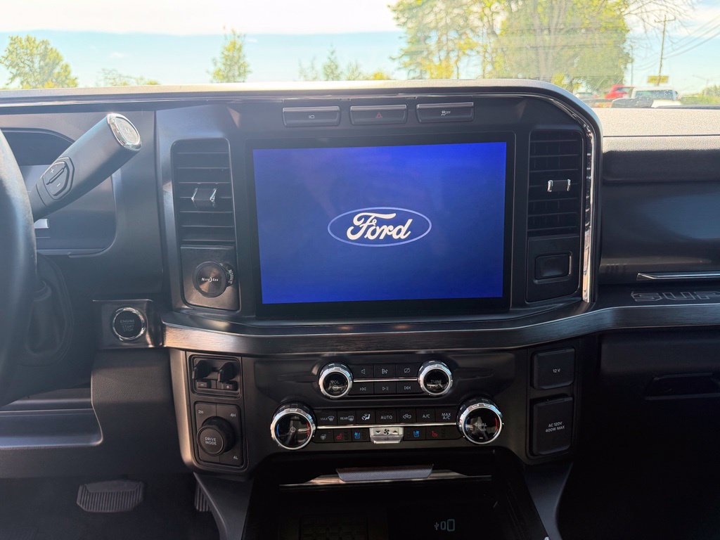 Used 2024 Ford F250 Lariat w/ Sport Appearance Package AWD/4WD image 28