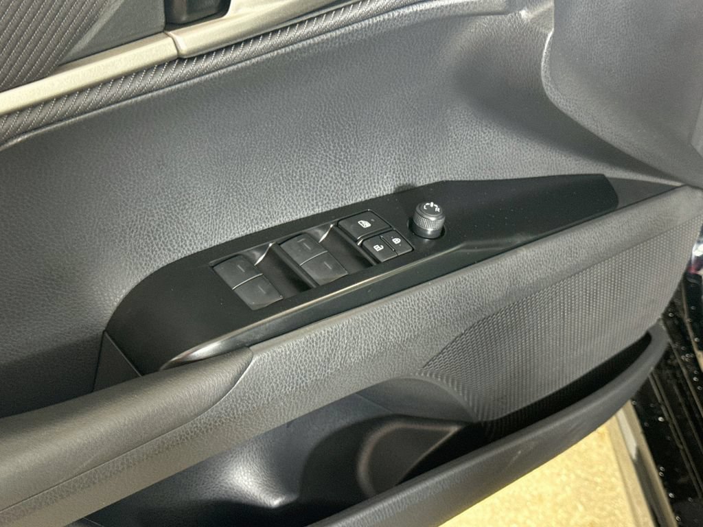 New 2026 Toyota Camry SE w/ Convenience Package FWD image 17