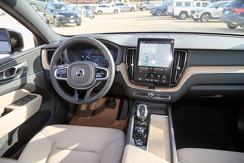 New 2026 Volvo XC60 B5 Core image 23