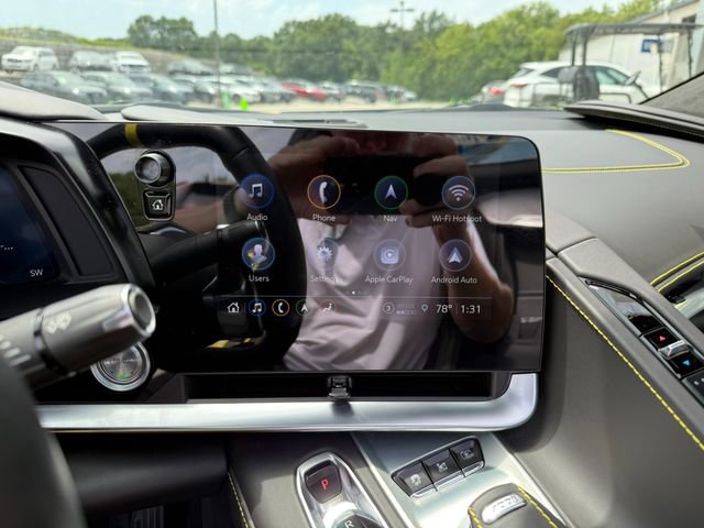 Used 2021 Chevrolet Corvette Stingray w/ Z51 Performance Package image 25