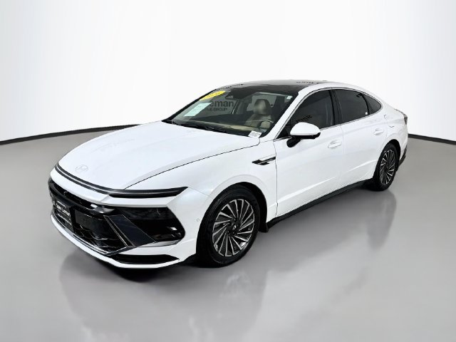 Used 2026 Hyundai Sonata Limited FWD image 3