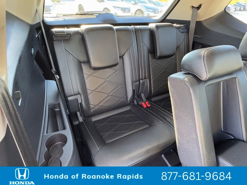 Used 2024 Volkswagen Atlas SE image 29