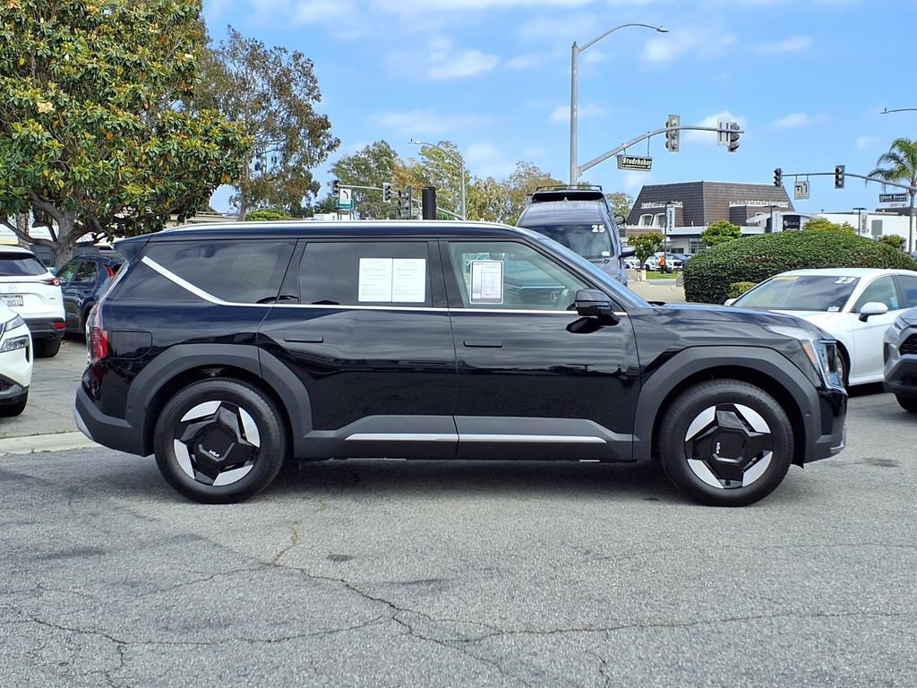 Used 2026 Kia EV9 Wind AWD/4WD image 6
