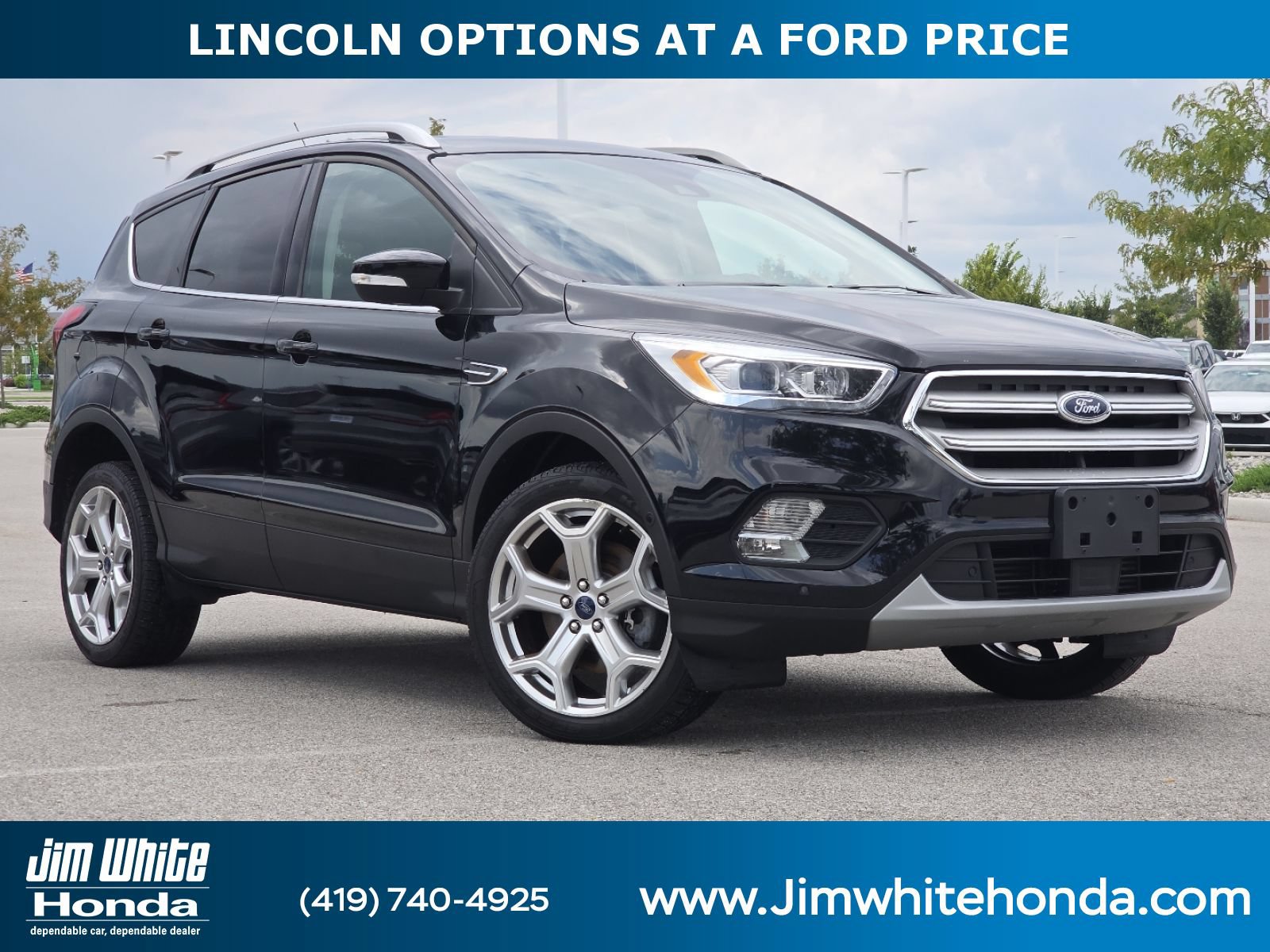 Used 2019 Ford Escape Titanium AWD/4WD image 1