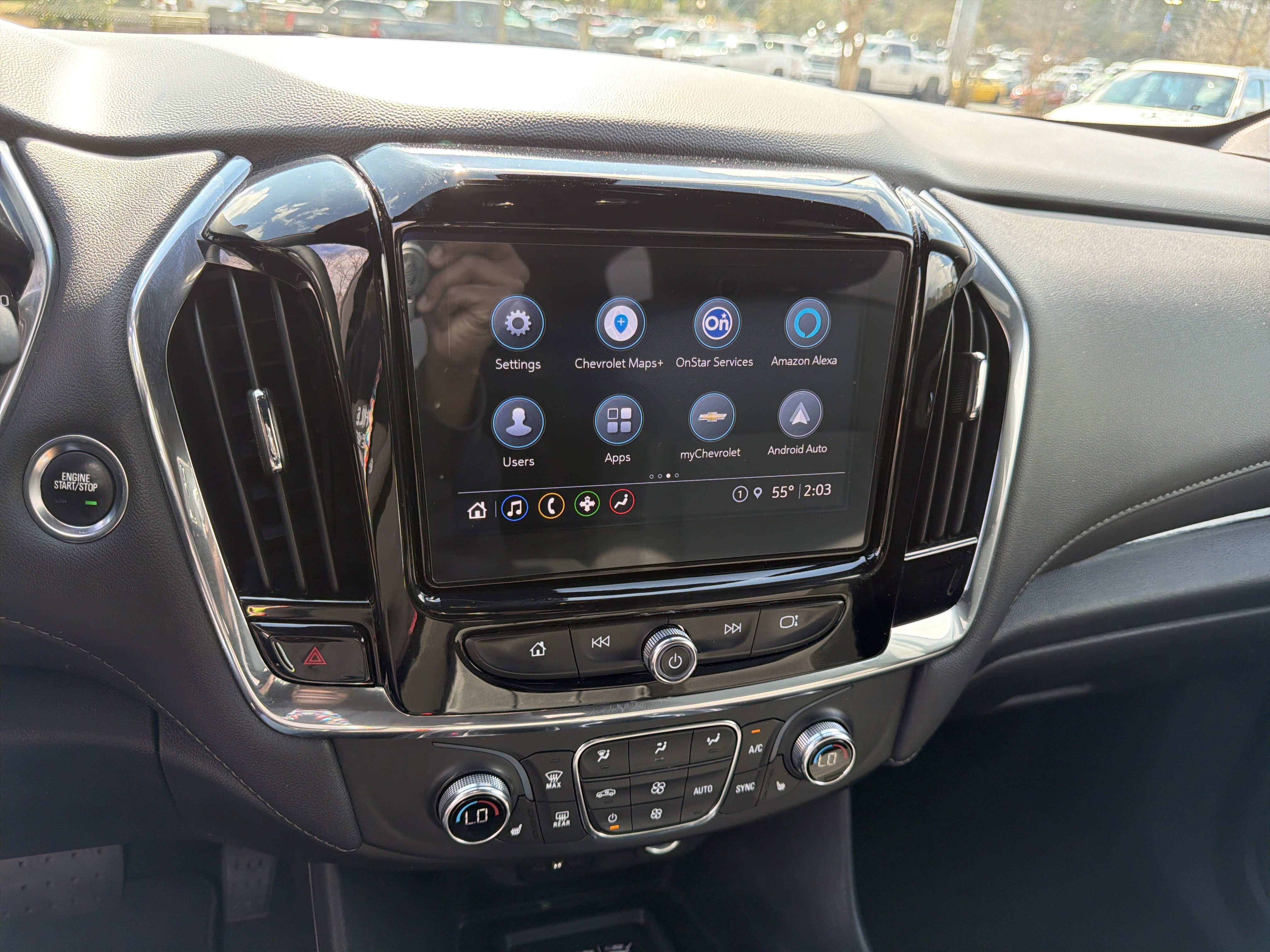 Used 2023 Chevrolet Traverse LT image 28