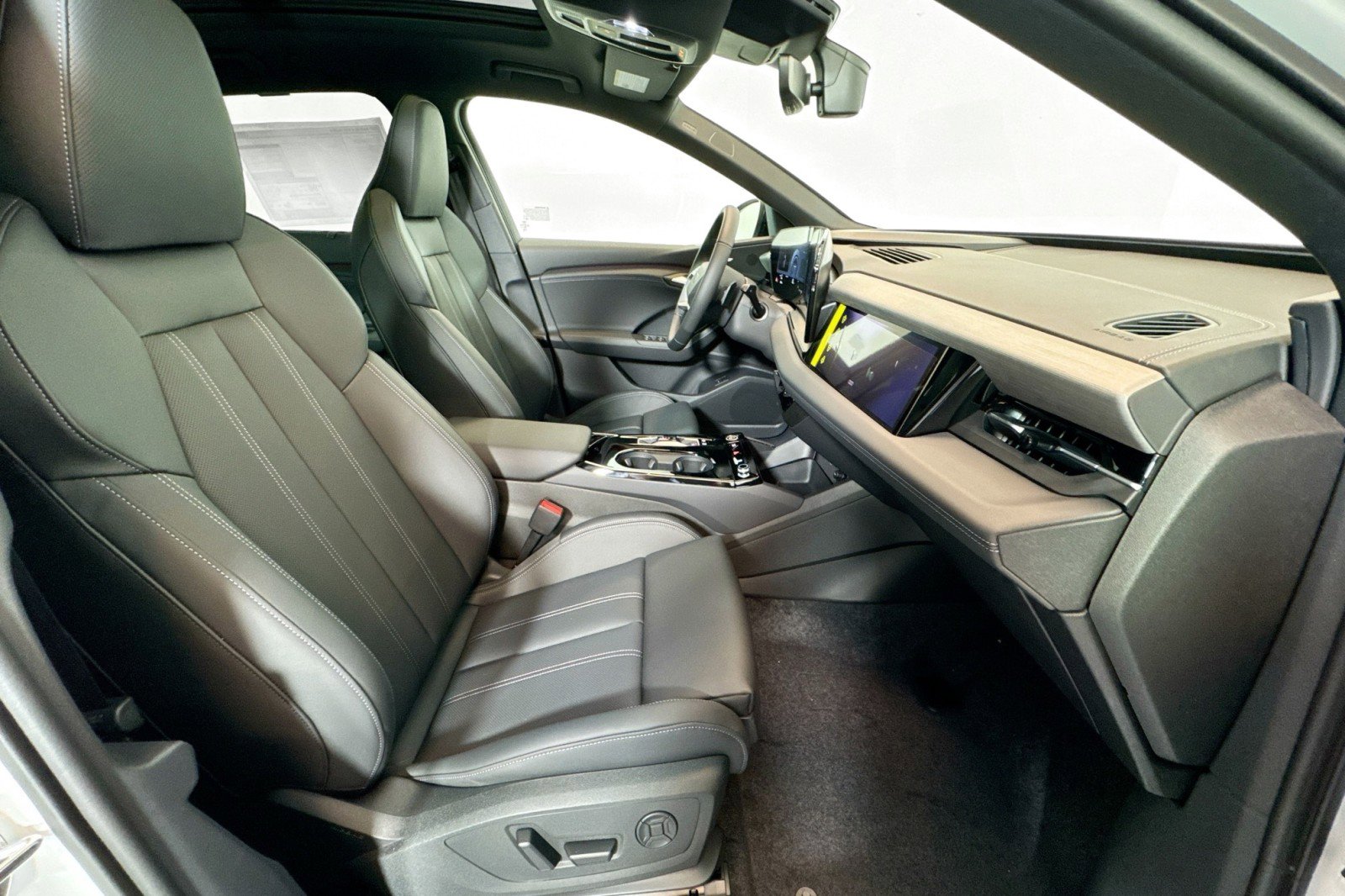 New 2027 Audi Q6 e-tron Premium Plus AWD/4WD image 25
