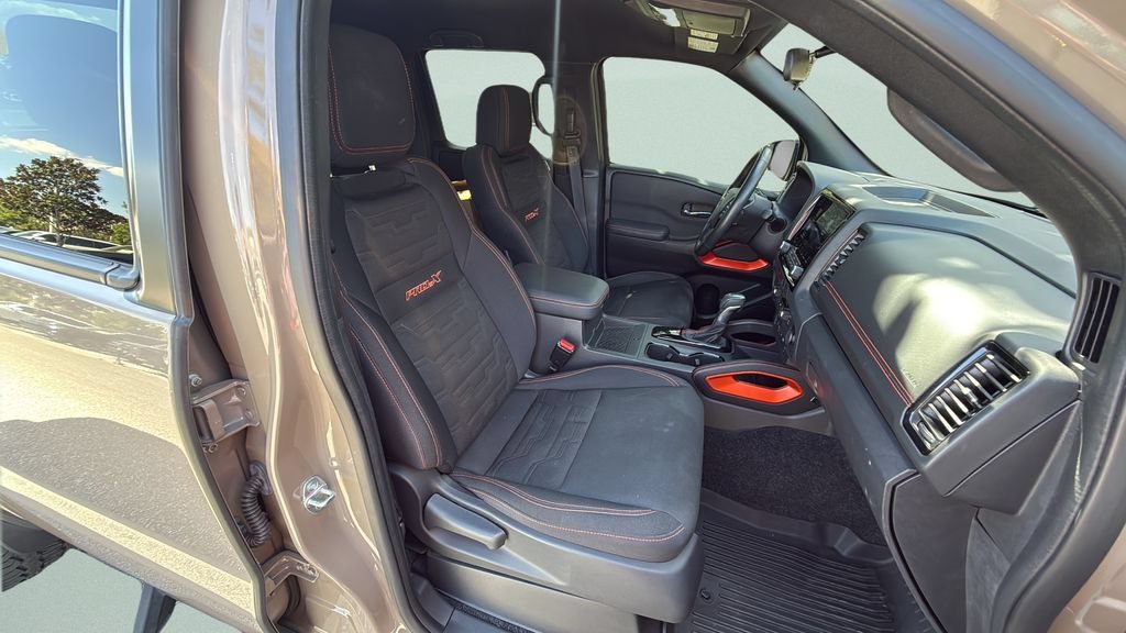 Used 2022 Nissan Frontier Pro-X RWD image 23