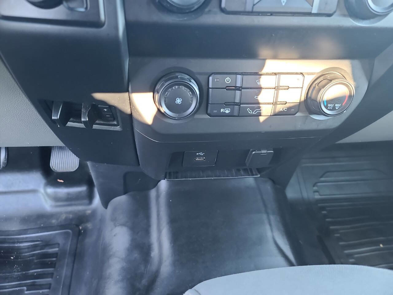 Used 2020 Ford F150 XL w/ XL Power Equipment Group image 16