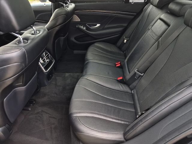 Used 2020 Mercedes-Benz S 450 Sedan image 11