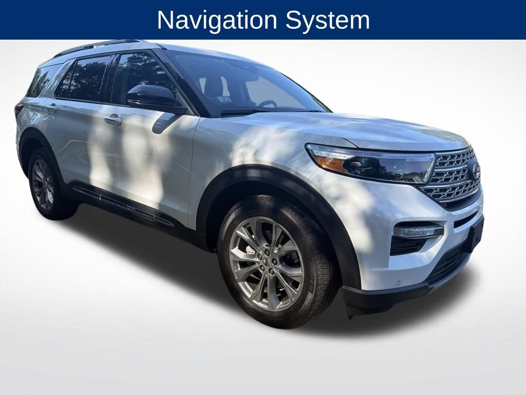 Certified 2024 Ford Explorer Limited w/ Limited Technology Package AWD/4WD image 3