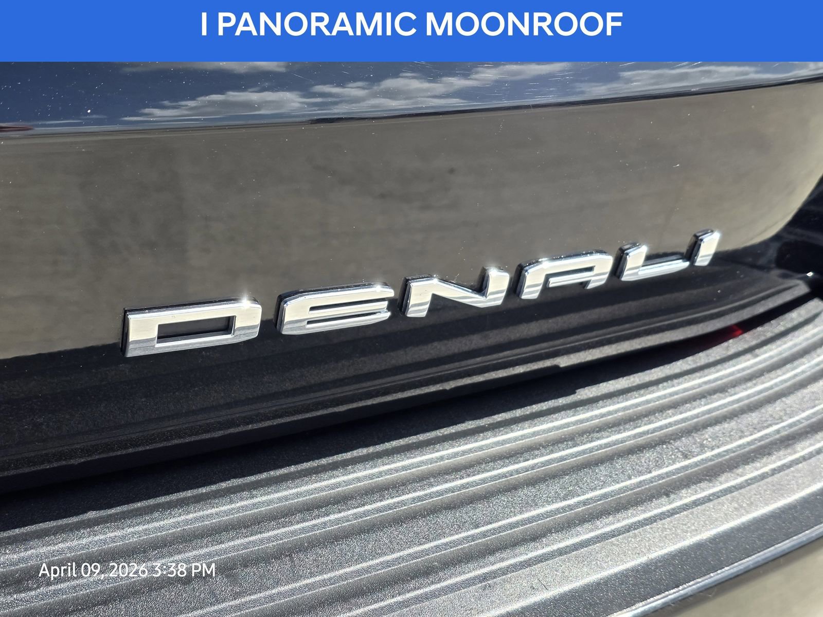 Used 2023 GMC Yukon Denali Ultimate image 11