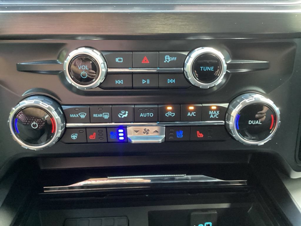 New 2026 Ford F250 Lariat w/ FX4 Off-Road Package AWD/4WD image 60